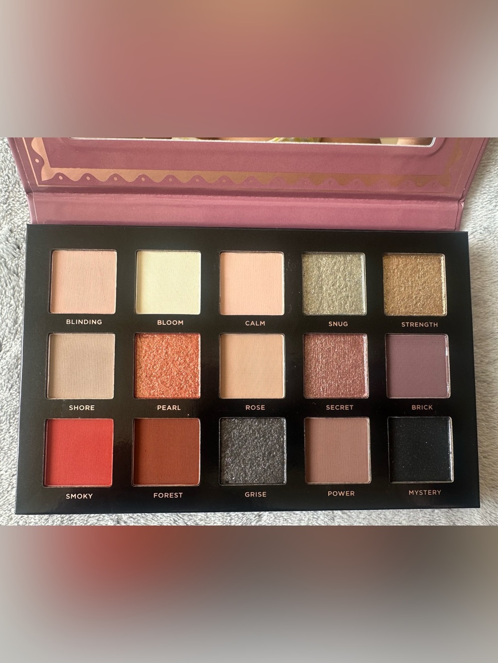 Ace Beaute Warm Rose & Peach Eyeshadow Palette